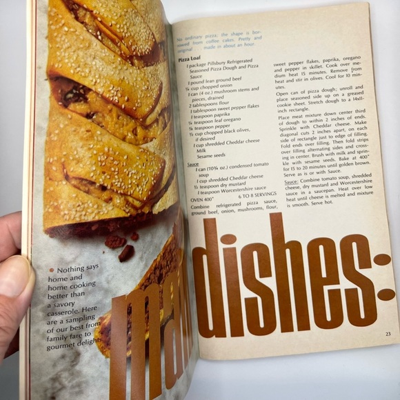 Pillsbury A Treasury Of Bake Off Favorites Vintage Cookbook Kitchen Paperwork - Picture 11 of 14